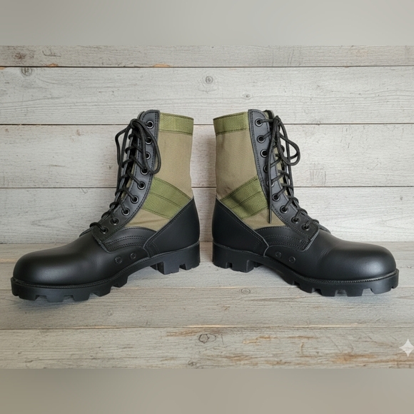 NWOT Rothco Men's Black and Olive Combat Boots - Picture 3 of 7